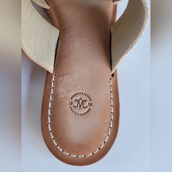 Johnson & Murphy Patti criss over thong sandals size 9. - Picture 7 of 11